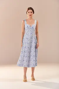 Vestido Cetim Bordado Decote Coração