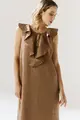 Vestido Linho Babados Decote e Fenda