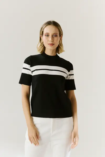 Blusa Tricot Detalhe Listras