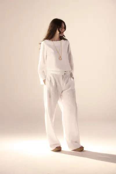 Calça Pantalona Linho Com Botões