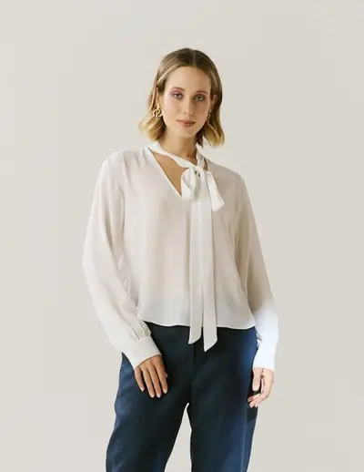 Blusa Laço Mangas Longas