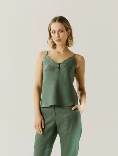 Blusa Linho Detalhe Renda Alças Finas