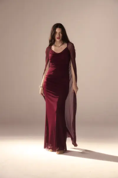 Vestido Festa Drapeado e Transparência