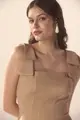 Vestido Detalhes Alças