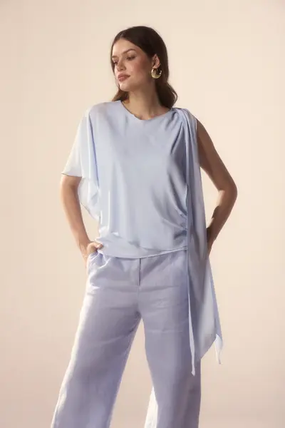 Blusa Detalhe Ombro Chiffon