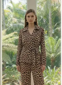 Casaco Animal Print Com Faixa