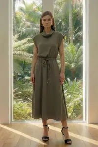 Vestido Gola Amarração Cintura