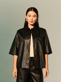 Camisa Couro Com Bolso