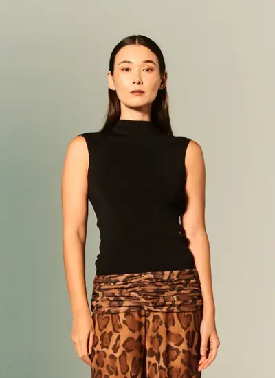 Blusa Tricot Gola Alta