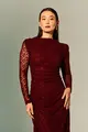 Vestido Mangas Longas E Franzidos Renda Veludo