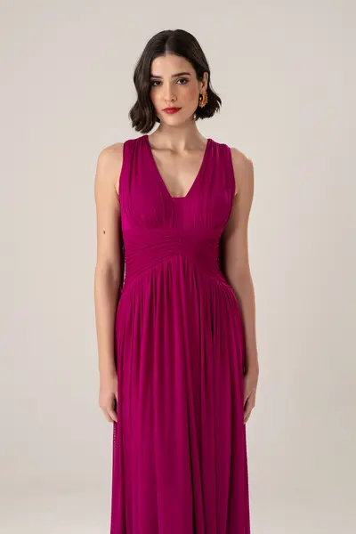 Vestido Festa Drapeados Capa Tule