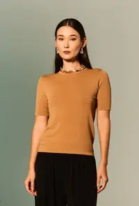 Blusa Básica Tricot Decote Redondo
