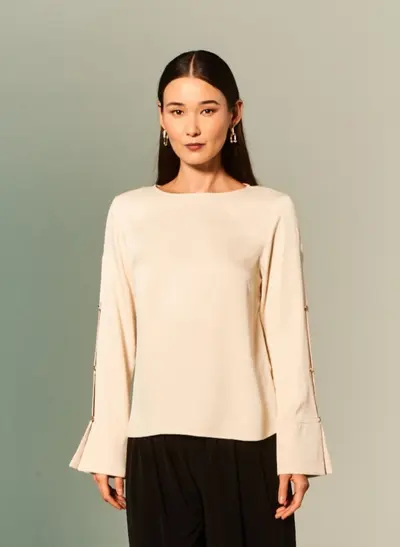 Blusa Manga Longa Botões Cetim