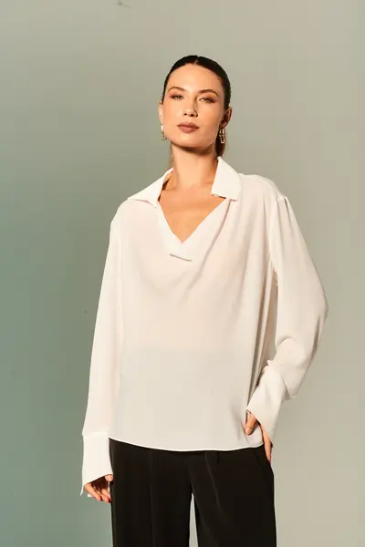 Blusa Decote Degagê Manga Longa