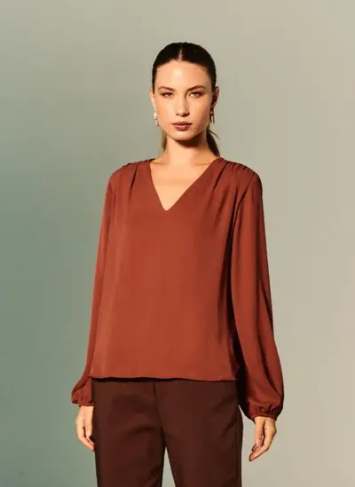 Blusa Decote V Mangas Longas