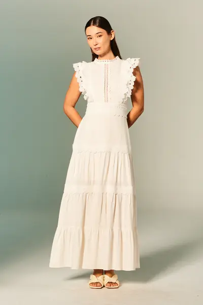 Vestido Aplicações Babados