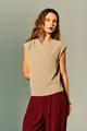 Blusa Decote Alto Pregas Ombro