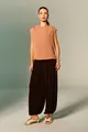 Blusa Decote Alto Pregas Ombro