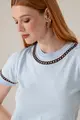 Blusa Tricot Mangas Curtas Detalhe