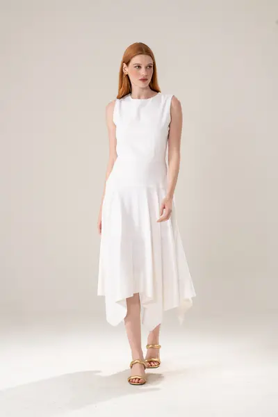 Vestido Assimetria Saia