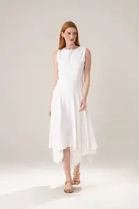 Vestido Assimetria Saia