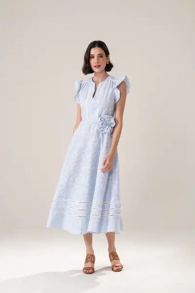 Vestido Detalhe Entremeios Cinto Flor