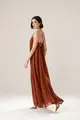 Vestido Detalhe Metal Decote